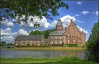 The Castle Rechteren in Dalfsen has been in the Rechteren family since 1315.