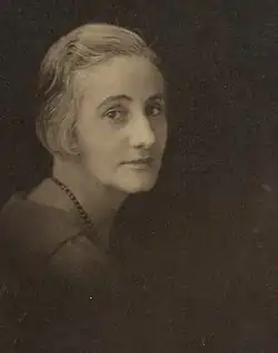 Katharine Susannah Prichard, Sydney, 1927-1928, May Moore
