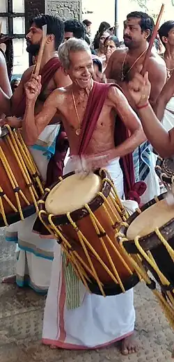 Kelath Aravindakshan Marar performing Melam