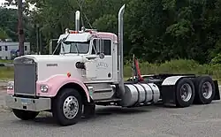 1973–1982 W900A day cab
