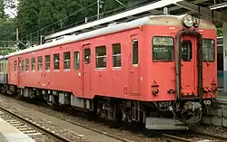 KiHa 52 156 in "metropolitan" all-over red livery in August 2009