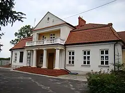 Manor house
