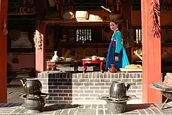 Used in Hanbang, Korean traditional herbal medicine pots to boil herbs