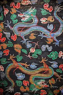 Depictions of the Cheongryong (청룡) and Yellow Dragon(황룡) on Namdaemun