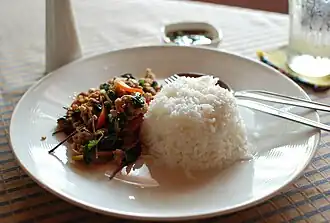 Thai phat kaphrao