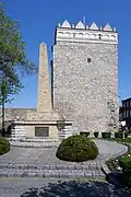 Brama Górna (Upper Gate) and Monument to the Victims of Wars and Violence