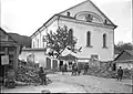 1925