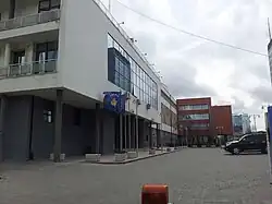 Additional entrance on KLA Street