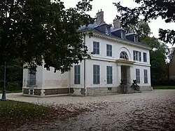 The town hall in Seine-Port