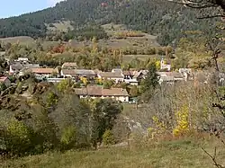 La Motte-en-Champsaur seen from the Infournas road