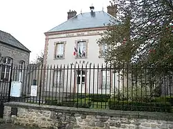 The town hall in Arbonne-la-Forêt