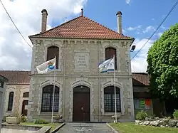 The town hall in La Barde