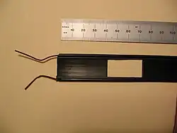 Nominal 450 Ω window line
