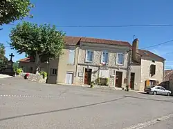 The town hall in Lagardelle