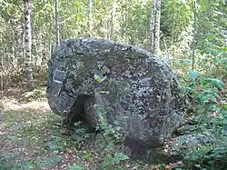 Similar Lalli's "crystone" in Hiirijärvi, which is still said to be moist from his tears[11]