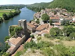 A view across Laroque-des-Arcs