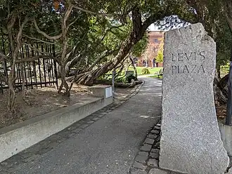 Entrance to the Soft Park from The Embarcadero