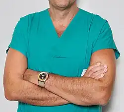 Scrubs often have v necklines.