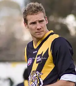 Luke McGuane playing for Richmond in 2009