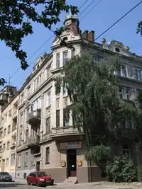 Residential building at 60 Chuprynka Street
