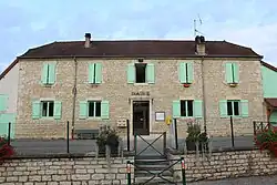 The town hall in Cosges