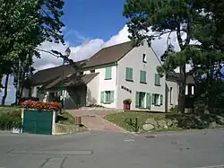 The town hall of Génicourt