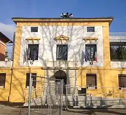 The town hall of Cailloux-sur-Fontaines
