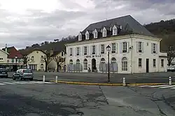 The town hall of Gan
