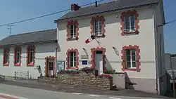 The town hall in Gourhel
