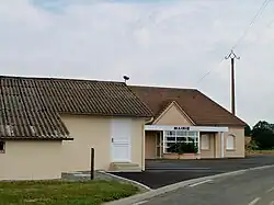 The town hall of Luc-Armau