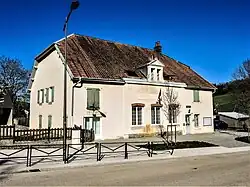 The town hall in Pugey