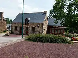The town hall in Saint-Léry