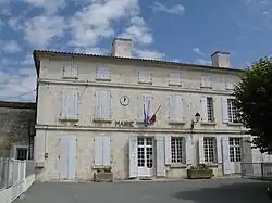 The town hall in Vandré
