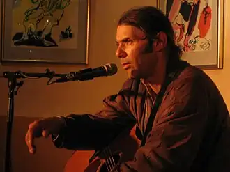 Holcombe performing in 2007