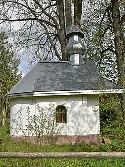 A chapel from the 19th century in the hamlet