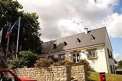 The town hall in Marzan