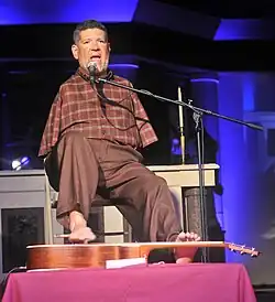 Meléndez performing on March 6, 2015