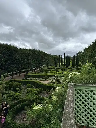 View of the Merribee Gardens in Numbaa