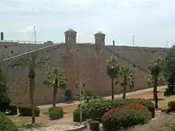 Towers of Acre's defensive walls