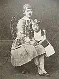 Minnie and her sister Betti David.
