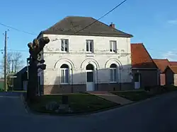 The town hall of Monchiet