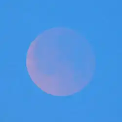 Total eclipse at moon rise in Berlin, Germany, 18:20 UTC