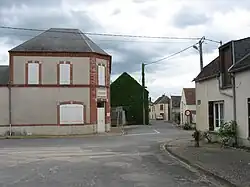 The town hall in Mondreville