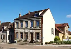 The town hall in Montacher-Villegardin