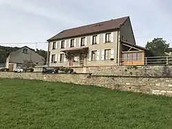 The town hall in Montagna-le-Reconduit