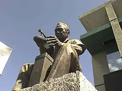 Monument to the shoemaker