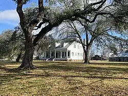 House in Mound