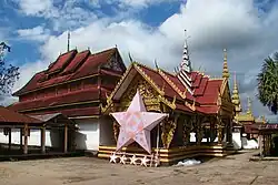 Wat Nam Keo Luang main hall