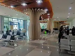 Boarding gate