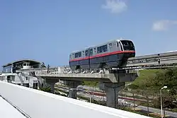 1000 series train on the Okinawa Urban Monorail in April 2011